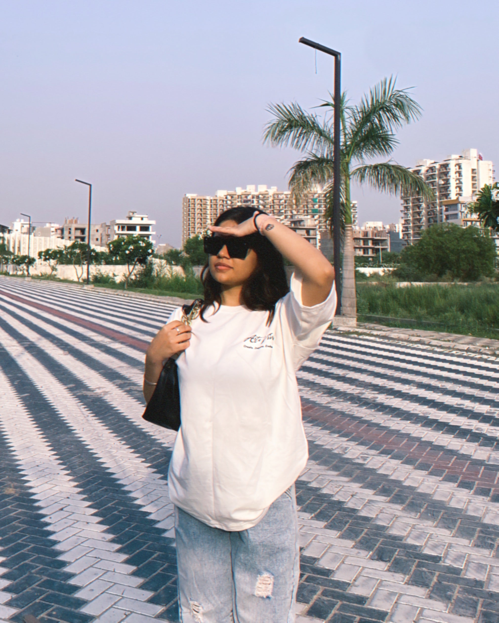 The Righteous hand of God Off-White Tshirt