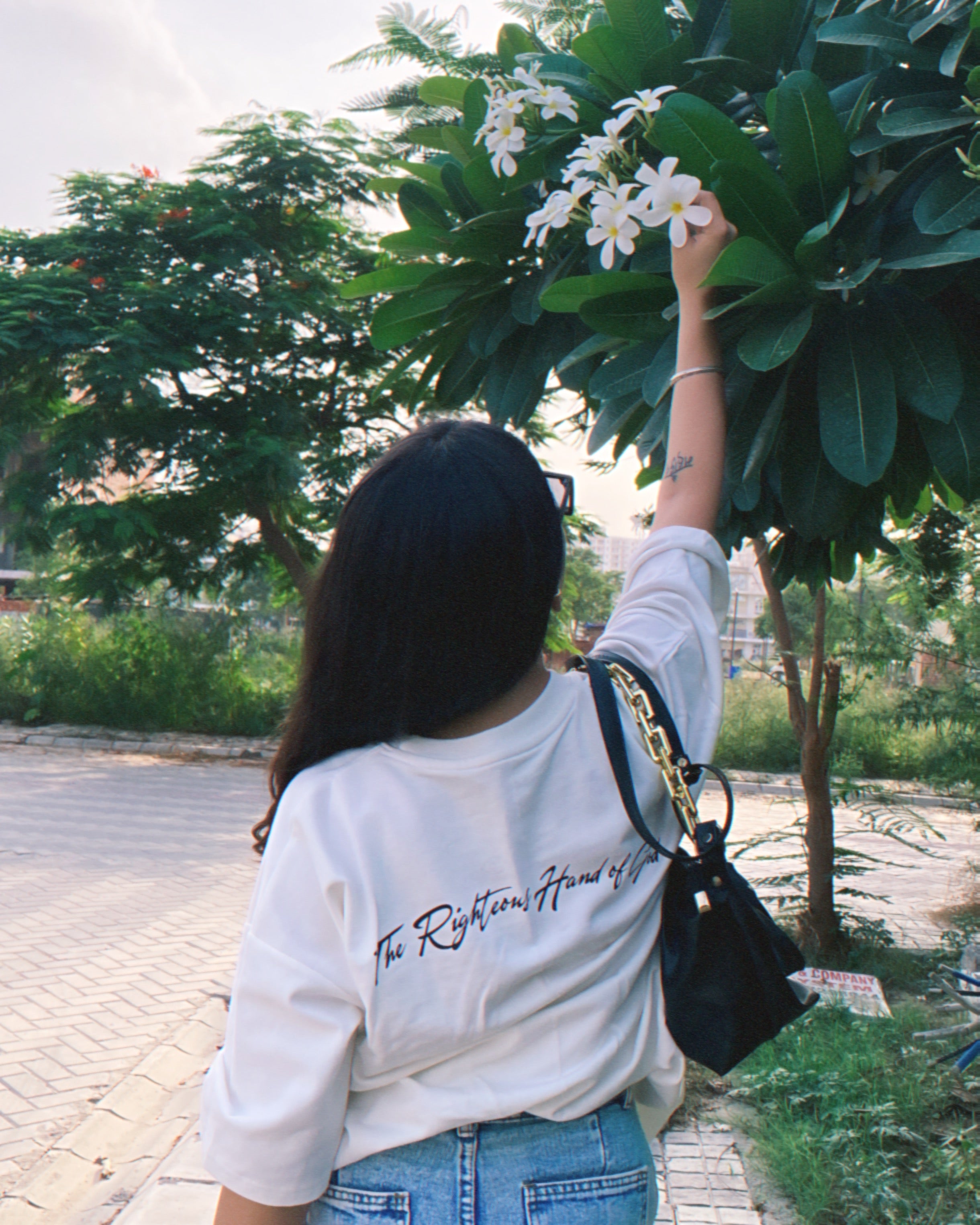 The Righteous hand of God Off-White Tshirt